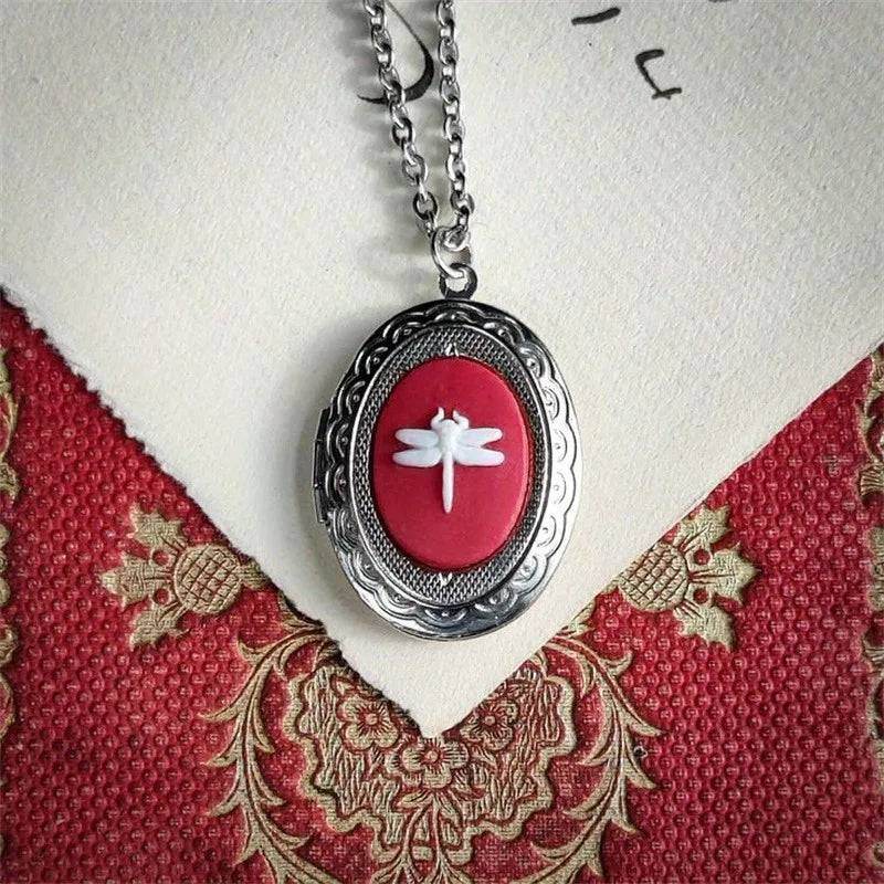 Vintage Gothic Ornate Silver Dragonfly Cameo Oval Pendant Necklace - Le Joyau Store - Dragonfly,Gothic,Retro,Vintage,Witch - Black