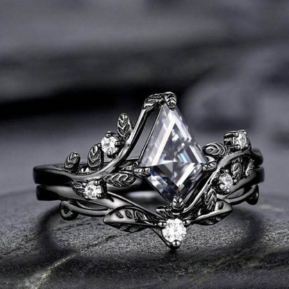 Black Gothic Kite Shaped Crystal Vintage Leaf Women's Rings (2 Pcs Set) - Le Joyau Store - Black,Copper,Floral,Vine,Zircon - 5