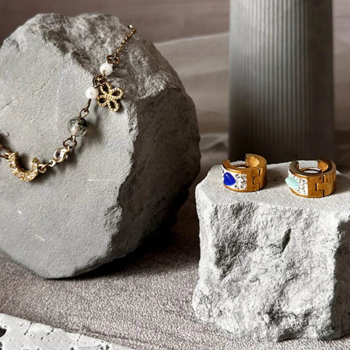 Modern Rustic Gray Cement Stone Effect Jewelry Display Stand for Necklaces & Earrings - Le Joyau Store - bracelet,Cement,Earrings,Gray,Jewelry,Necklaces,ring - DH01-6