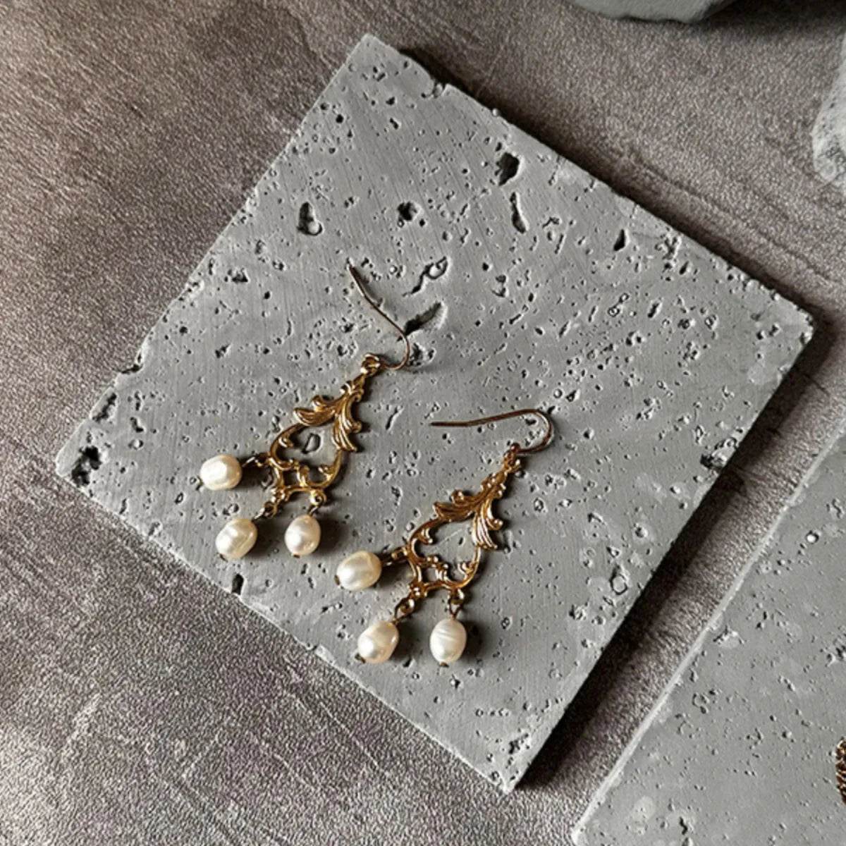 Modern Rustic Gray Cement Stone Effect Jewelry Display Stand for Necklaces & Earrings - Le Joyau Store - bracelet,Cement,Earrings,Gray,Jewelry,Necklaces,ring - DH01-6